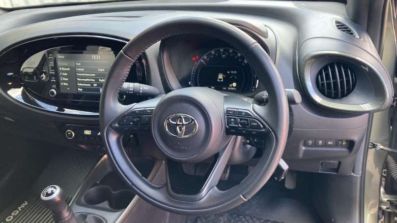 Toyota Aygo X 1.0 VVT-i Edge 5dr Petrol Hatchback